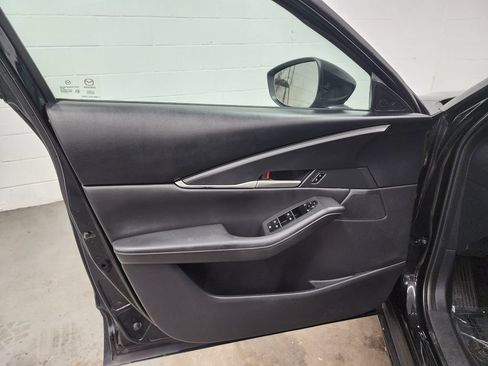 Used 2021 MAZDA CX-30 FWD 2.5 S w/ Select Package image 9