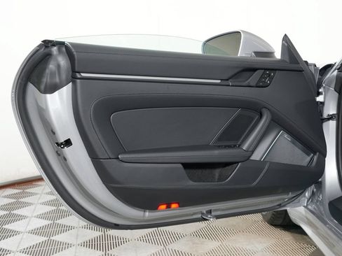 Certified 2025 Porsche 911 Carrera RWD image 22