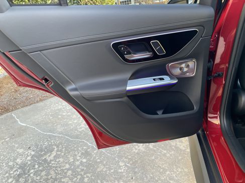 Certified 2025 Mercedes-Benz GLC 300 GLC 300 4MATIC Coupe image 38