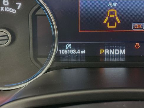 Used 2017 Ford F150 Lariat w/ Equipment Group 502A Luxury AWD/4WD image 20