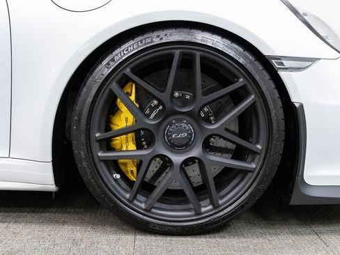Used 2015 Porsche 911 GT3 image 25