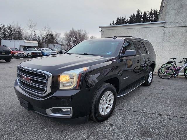 Used 2017 GMC Yukon SLT AWD/4WD image 3