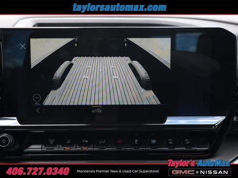 Used 2024 Chevrolet Silverado 2500 ZR2 w/ Technology Package AWD/4WD image 22