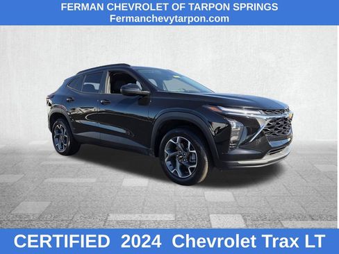 Certified 2024 Chevrolet Trax LT image 1