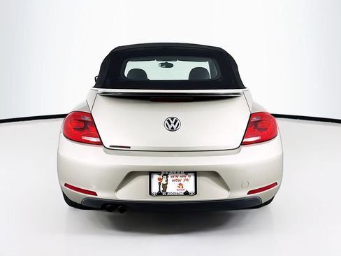 Used 2013 Volkswagen Beetle 2.5 image 8