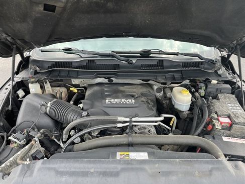 Used 2016 RAM 3500 Tradesman w/ Chrome Appearance Group image 14