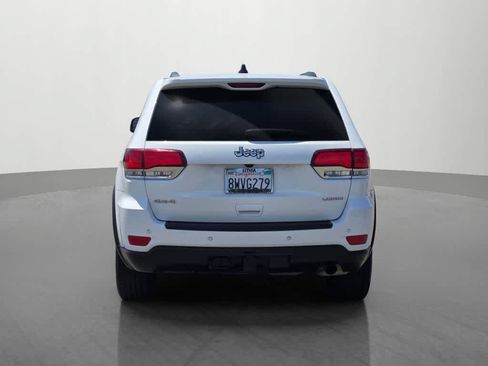 Used 2021 Jeep Grand Cherokee Laredo AWD/4WD image 5
