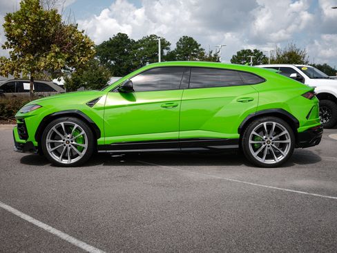 Used 2022 Lamborghini Urus AWD/4WD image 7