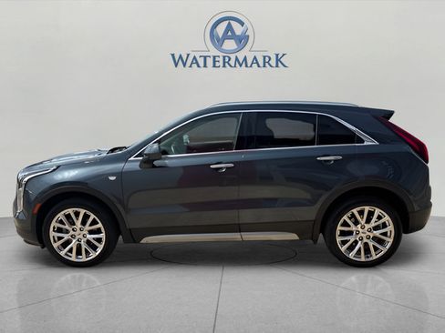 Used 2019 Cadillac XT4 Premium Luxury w/ Cold Weather Package FWD image 3