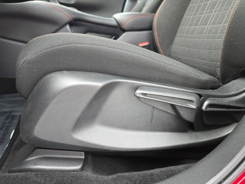 Certified 2025 Honda HR-V Sport image 28