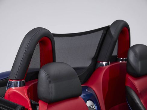 Used 2002 BMW Z8 image 32