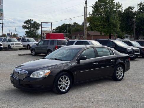 Used 2008 Buick Lucerne CXL w/ Chrome Appearance Package FWD image 13