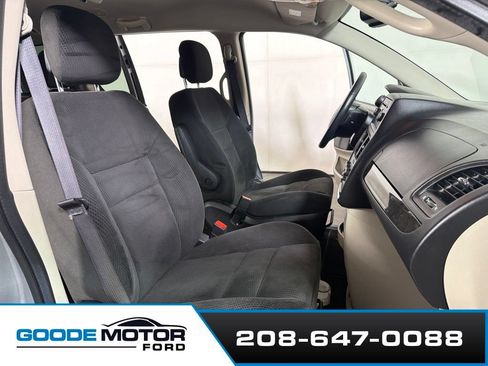 Used 2016 Dodge Grand Caravan SE w/ Quick Order Package 29E SE FWD image 23