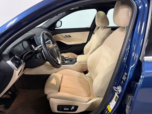 Used 2021 BMW 330i xDrive Sedan w/ Convenience Package image 9