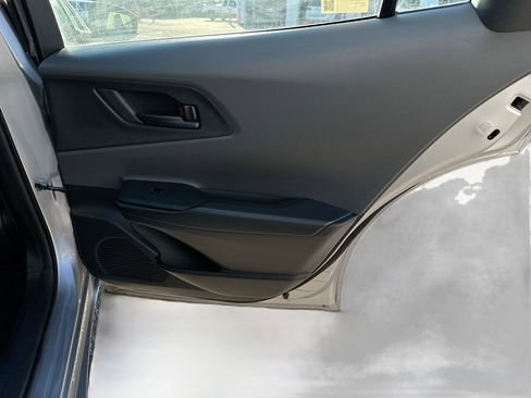 Used 2024 Toyota Prius LE image 28