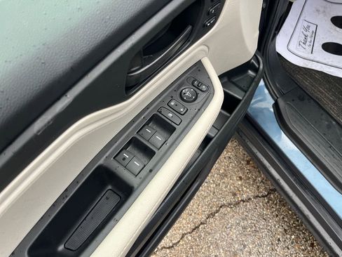 Used 2025 Honda Odyssey EX-L image 12