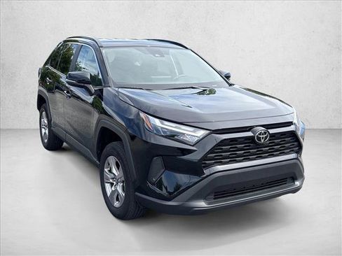 Certified 2025 Toyota RAV4 XLE FWD image 3