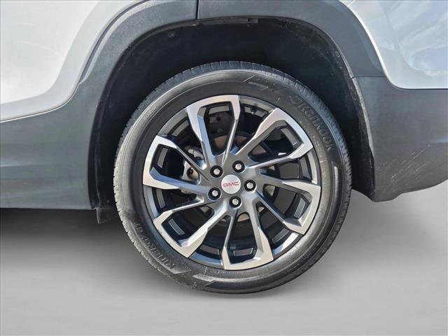 Used 2023 GMC Terrain SLT w/ LPO, Floor Liner Package FWD image 23