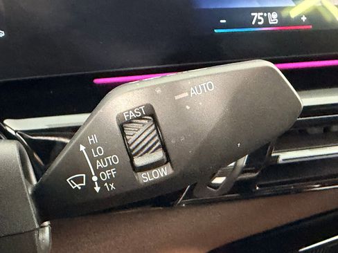 Certified 2025 BMW X2 xDrive28i image 27