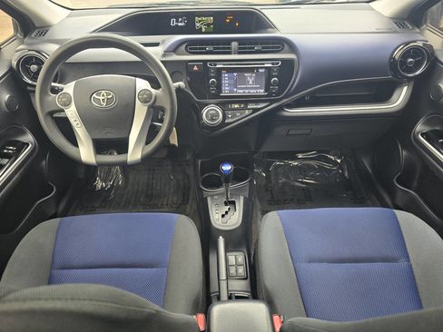 Used 2016 Toyota Prius C Two image 23