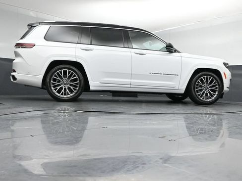 Used 2023 Jeep Grand Cherokee L Summit AWD/4WD image 45