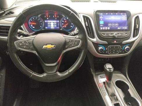 Used 2019 Chevrolet Equinox Premier image 22