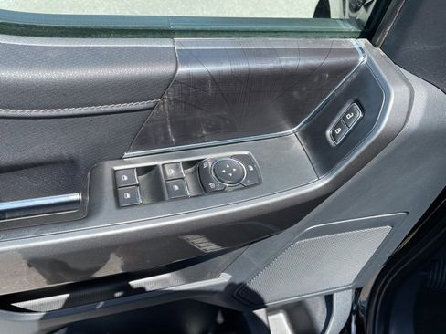 Used 2022 Ford F150 XLT w/ Equipment Group 302A High image 12