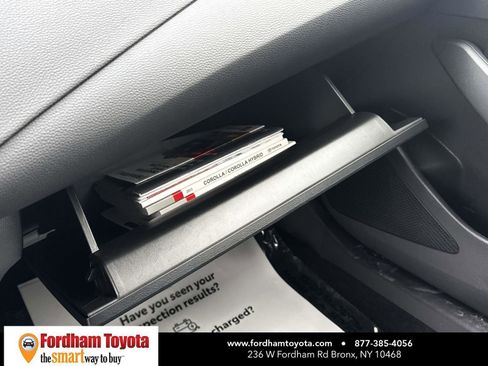 Used 2023 Toyota Corolla LE image 30