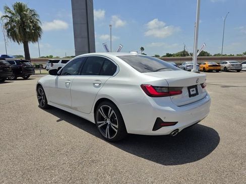 Used 2022 BMW 330i Sedan w/ Convenience Package RWD image 17