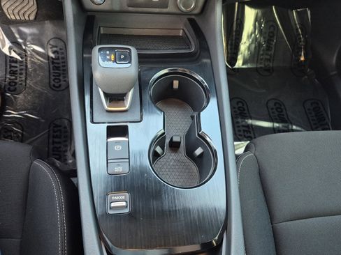 Certified 2025 Nissan Rogue S FWD image 27
