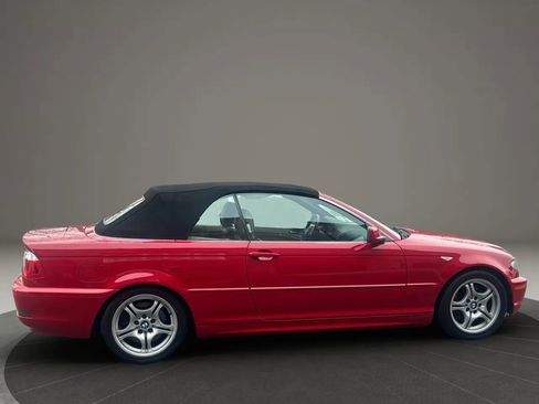 Used 2005 BMW 330Ci Convertible image 4