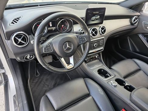 Used 2018 Mercedes-Benz GLA 250 4MATIC image 12
