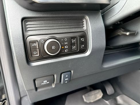 New 2026 Ford F350 Lariat image 27