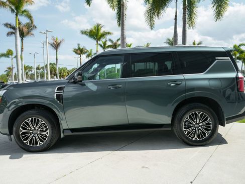 Used 2025 Nissan Armada Platinum image 22
