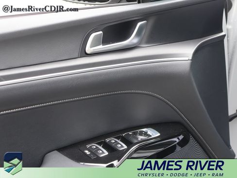 Used 2025 Kia K5 GT-Line AWD/4WD image 21