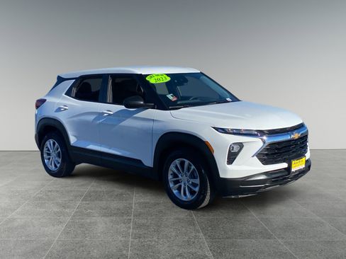 Used 2024 Chevrolet TrailBlazer LS image 7