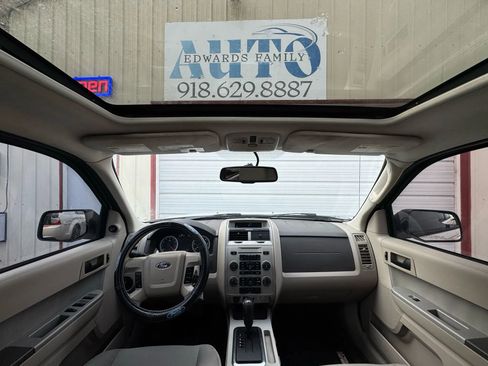 Used 2012 Ford Escape XLT image 17