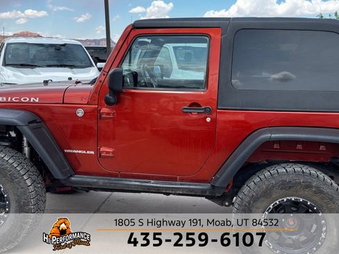 Used 2014 Jeep Wrangler Rubicon w/ Power Convenience Group AWD/4WD image 11