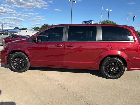 Used 2020 Dodge Grand Caravan GT FWD image 9