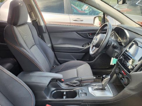 Used 2018 Subaru Crosstrek 2.0i Premium AWD/4WD image 5