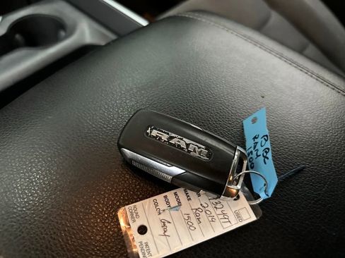 Used 2019 RAM 1500 Big Horn RWD image 35