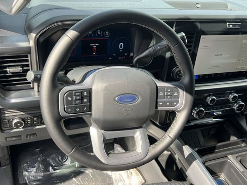 New 2025 Ford F250 Lariat w/ Lariat Ultimate Package image 16