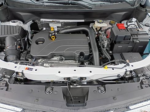 New 2026 Chevrolet Equinox LT w/ Convenience Package II image 16