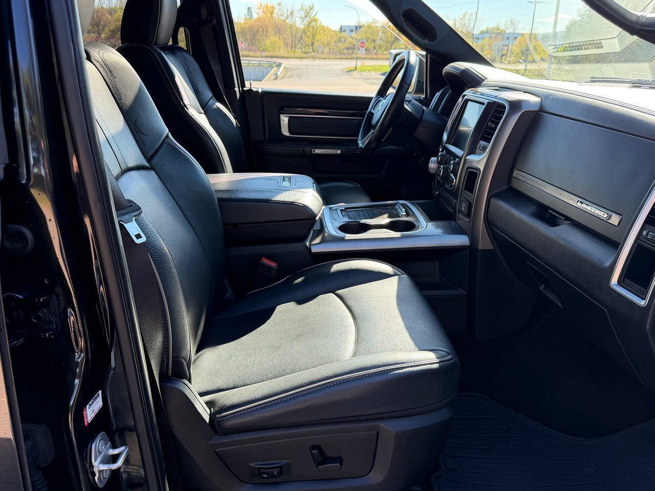 Used 2017 RAM 1500 Limited AWD/4WD image 15