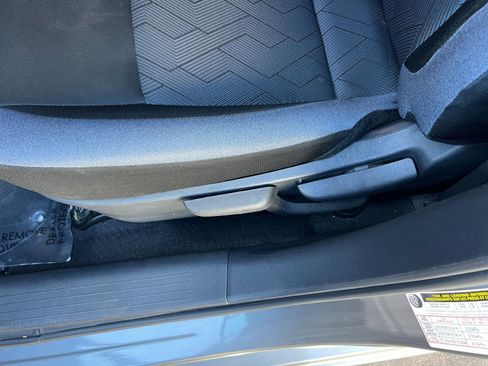 Used 2025 Nissan Versa SV image 22