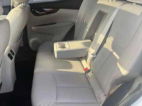 Used 2018 Nissan Rogue Sport SL w/ SL Premium Package AWD/4WD image 13