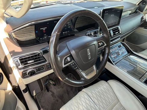 Used 2020 Lincoln Navigator L Black Label w/ Cargo Convenience Package image 12