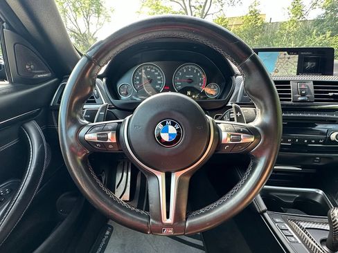 Used 2018 BMW M4 Convertible w/ Competition Package RWD image 46