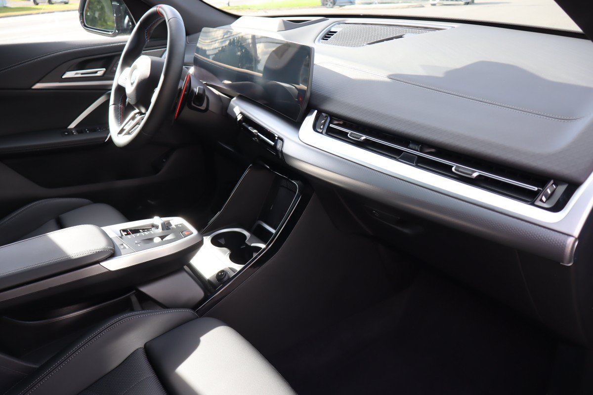 Used 2026 BMW X2 M35i AWD/4WD image 25