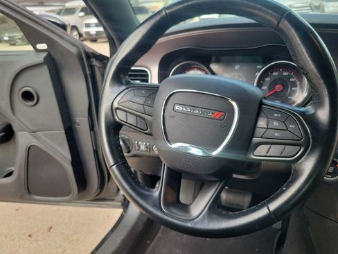 Used 2023 Dodge Charger SXT RWD image 19